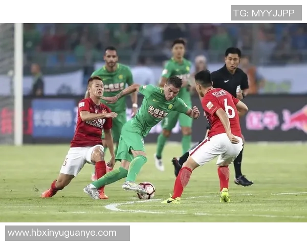 恒大与上港精彩对决回顾赛场瞬间重温与战术分析